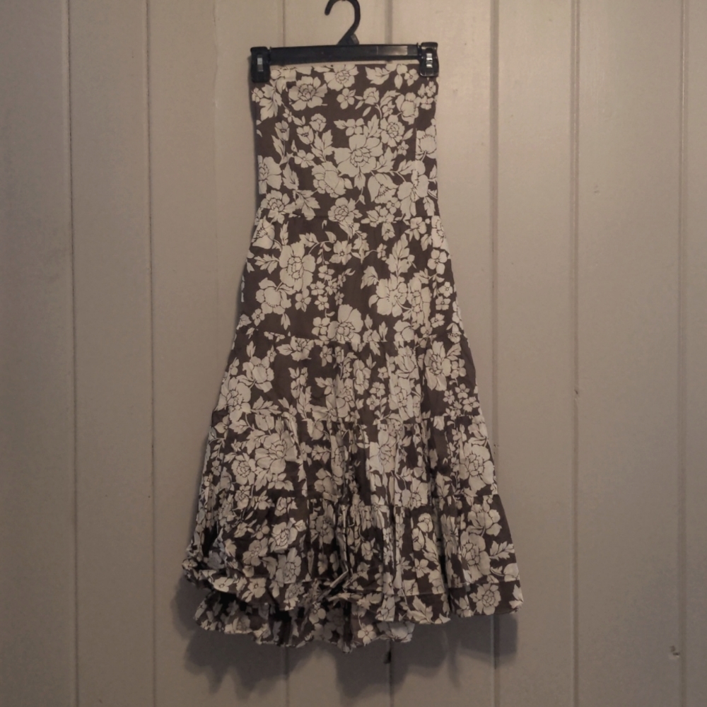 Strapless dress